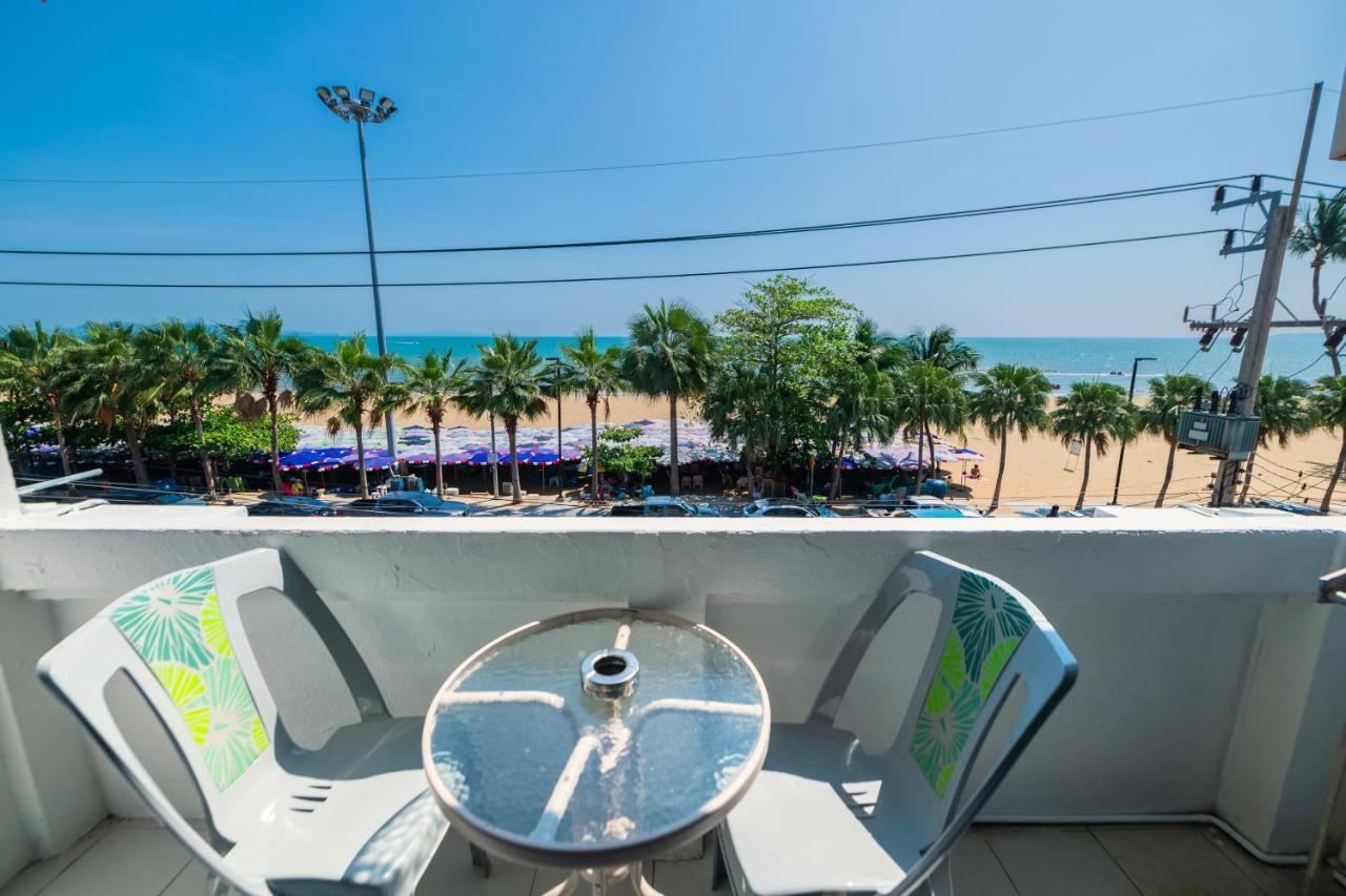 Happy Jomtien - Beachfront Esterno foto